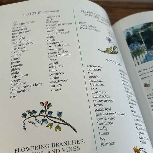 Vintage Simply Flowers Hardcover Floral Design Book Practical & Beautiful Ideas - Picture 15 of 16